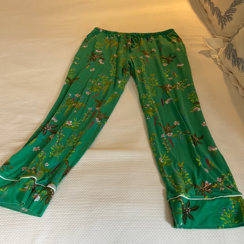The Cat’s Pajamas Aurora's Garden Pima Knit Pajama. Size medium